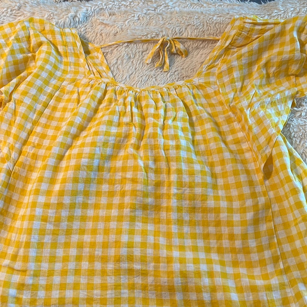 Old Navy blouse